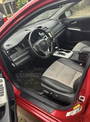 Toyota Camry SE 4dr Sedan (2.5L 4cyl 6A) 2012 Red