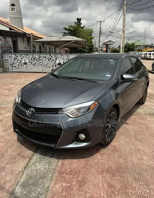 Toyota Corolla S Plus 4dr Sedan (1.8L 4cyl 6M) 2014 Gray