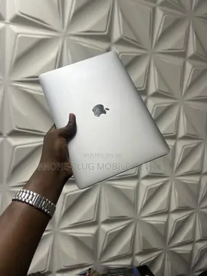 Laptop Apple MacBook Pro 2020 8GB Intel Core i5 SSD 256GB
