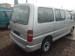Toyota HiAce 2003 Silver