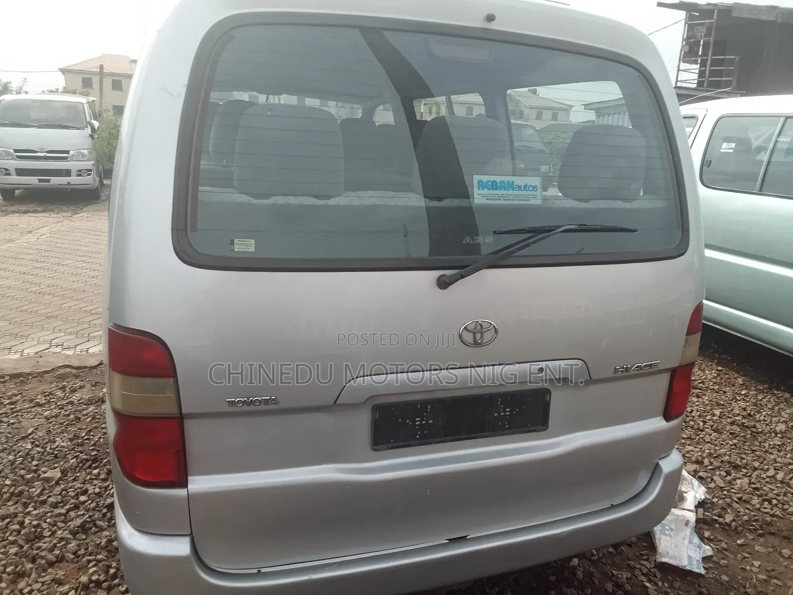 Toyota HiAce 2003 Silver