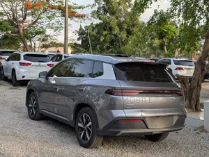 BYD Song Pro DM-i 2025 Gray