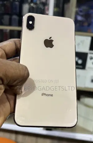 Apple iPhone XS Max 64 GB Gold
