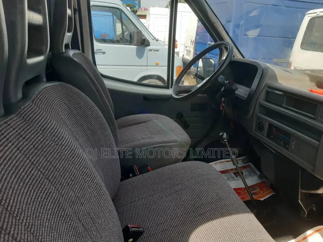 Ford Transit 1999 White
