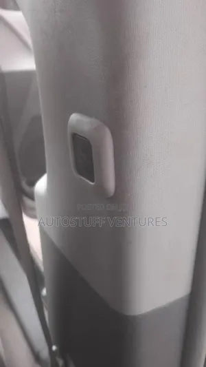 Toyota Sienna 2017 Silver