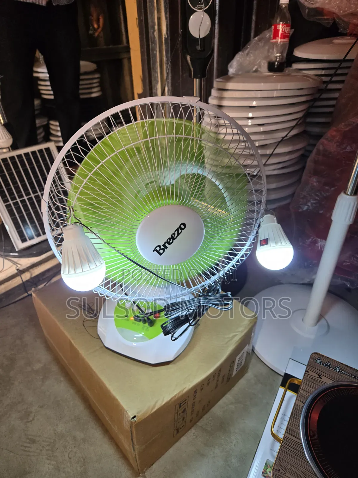 Brezz0 Solar Fans