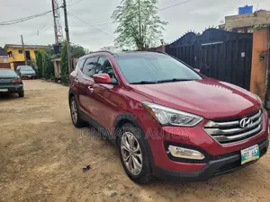 Hyundai Santa Fe 2015 Red