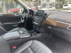 Mercedes-Benz GLS-Class 2017 White