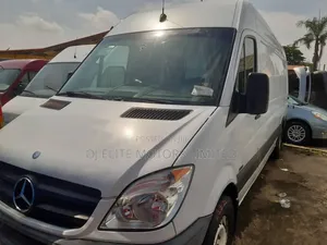 Mercedes-Benz Sprinter 2011 White