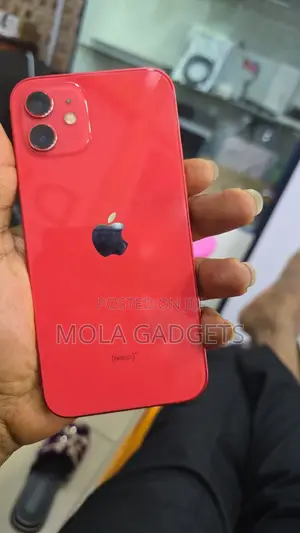 Apple iPhone 12 128 GB Red