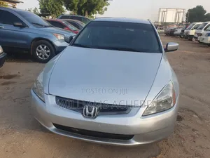 Honda Accord 2004 Silver