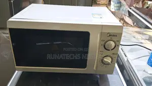 Midea Microwave Oven Clean and Fully Functional