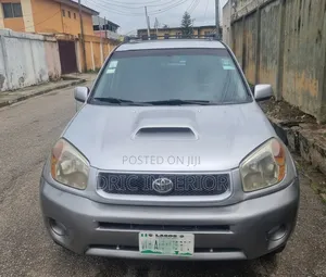Toyota RAV4 2005 Silver