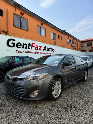 Toyota Avalon XLE 4dr Sedan (3.5L 6cyl 6A) 2014 Gray