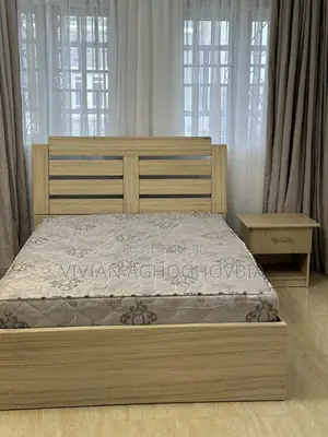 4/6 Mattress, Bedframe With Bedside Drawer