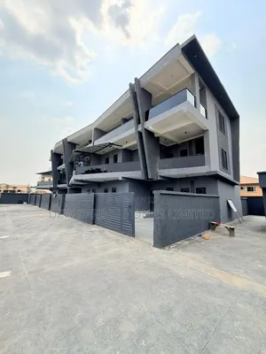 4bdrm Duplex in Maryland, Mende for sale