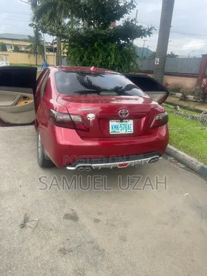 Toyota Camry 2008 Red