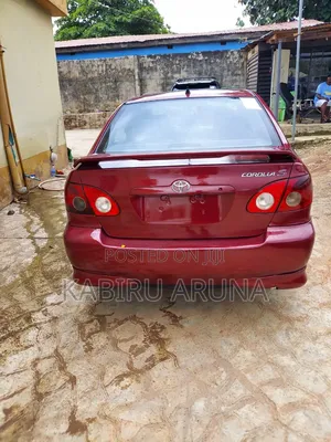 Toyota Corolla 2005 Red