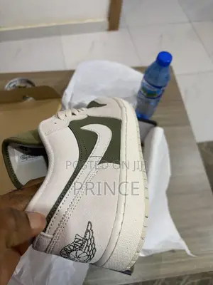 Nike Air Jordan 1 Low Se