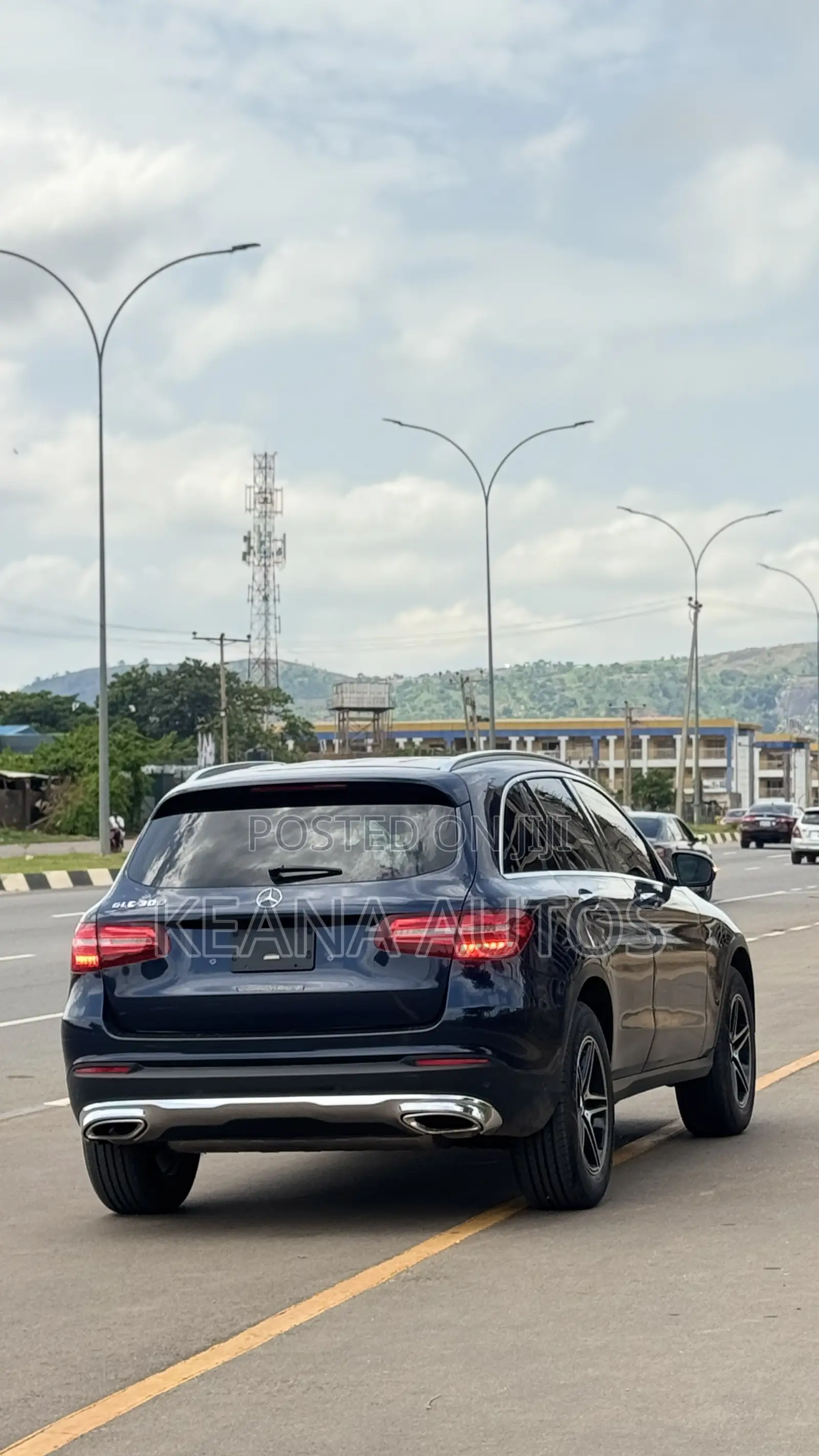 Mercedes-Benz GLC-Class 2018 Blue