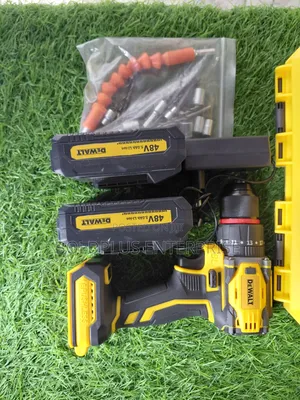 48 Volt Dewalt Screwing Machine