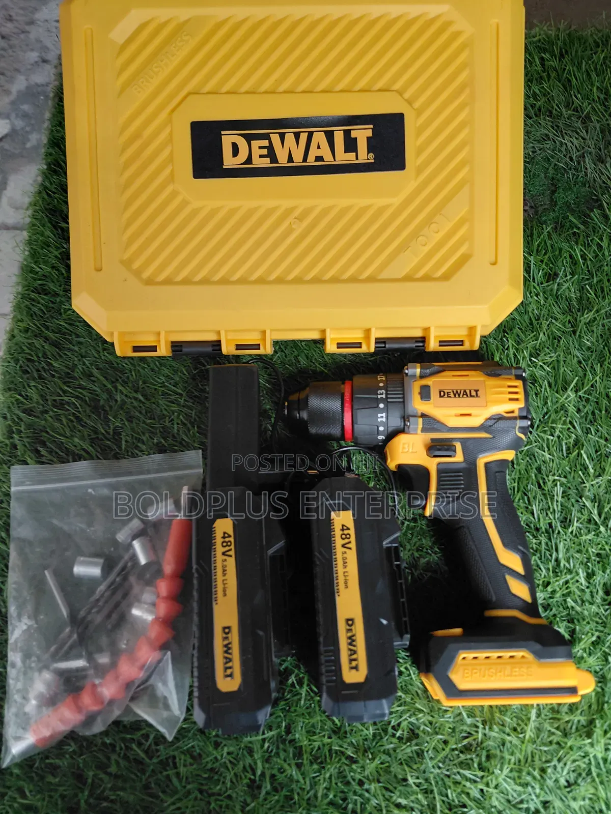 48 Volt Dewalt Screwing Machine