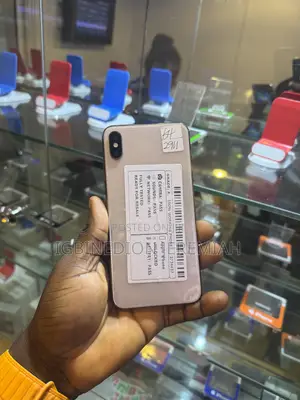 Apple iPhone XS Max 64 GB Gold