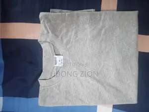 Roundneck T Shirt