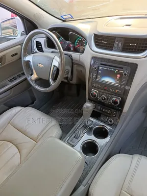 Chevrolet Traverse 2017 White
