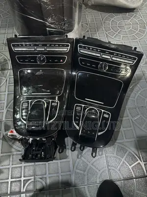 E Class 2017 Center Console Formica Benz