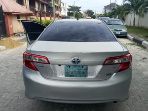 Toyota Camry 2012 Silver