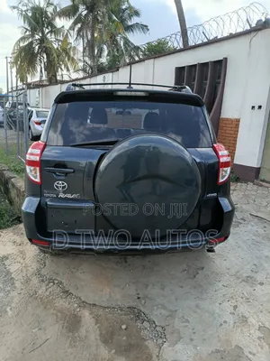 Toyota RAV4 2.5 2011 Blue