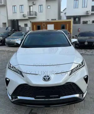 Toyota Venza 2024 White