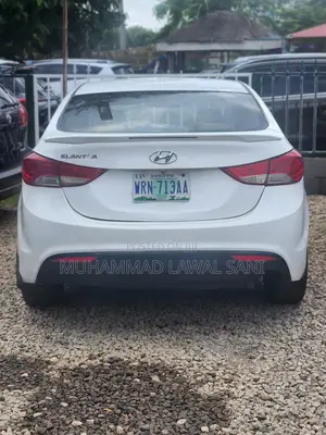 Hyundai Elantra 2013 White