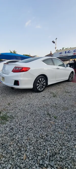 Honda Accord LX-S 2dr Coupe FWD (2.4L 4cyl 2A) 2013 White