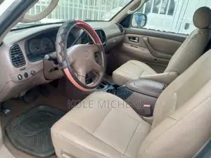 Toyota Sequoia 2002 White