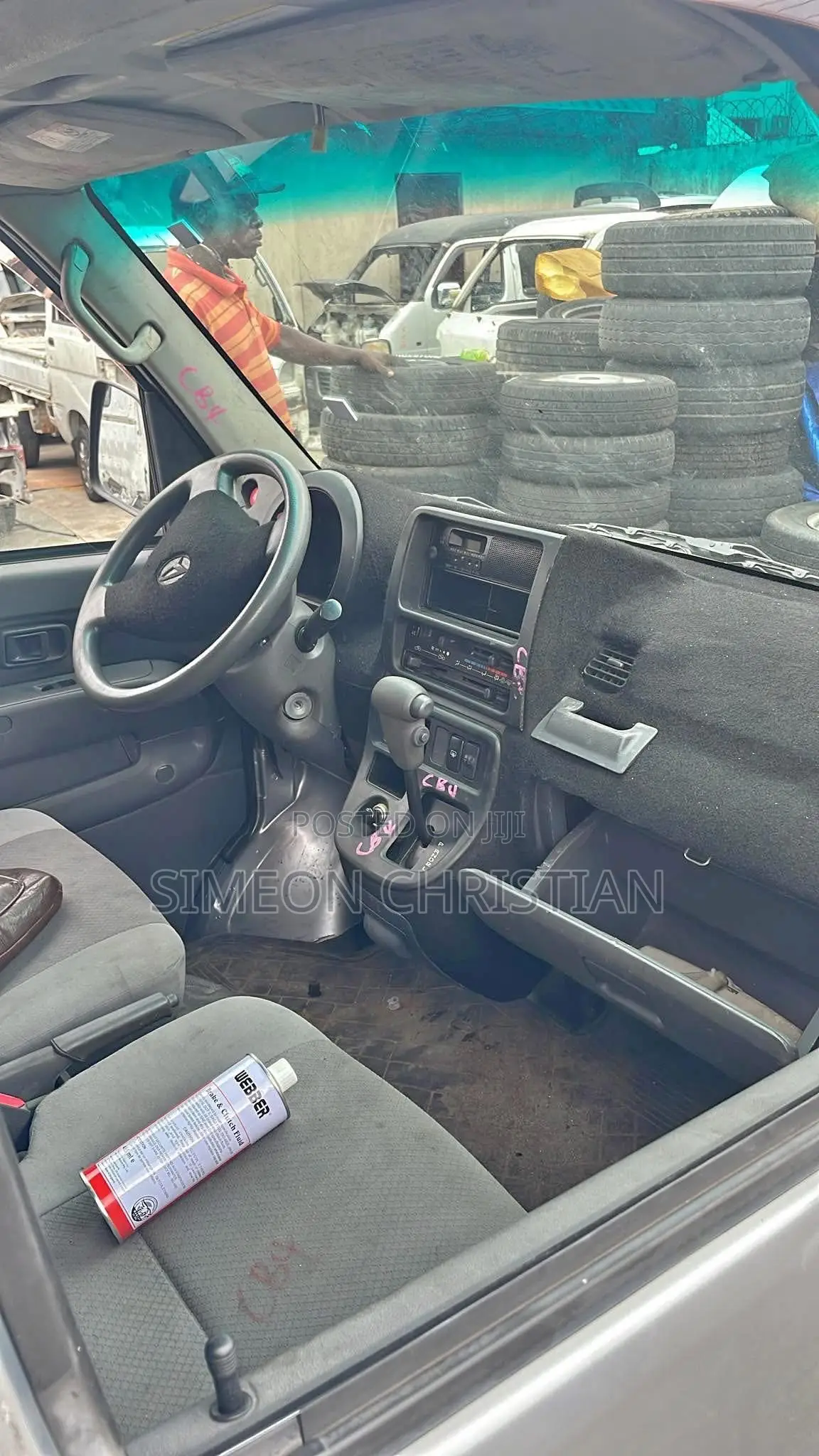 Daihatsu Hijet 2014 Silver