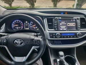 Toyota Highlander 2015 Gray