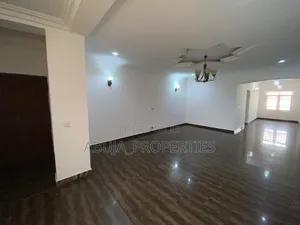 3bdrm Apartment in Wuye for rent