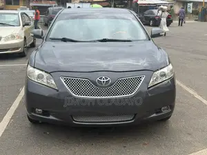 Toyota Camry 2008 Gray
