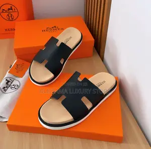 Hermes Trendy Men Slippers – Comfortable, Durable Stylish