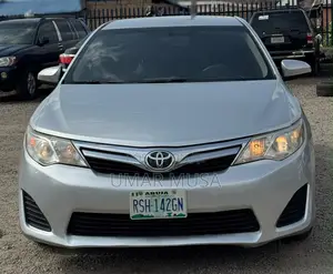 Toyota Camry 2013 Silver