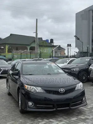 Toyota Camry 2014 Gray