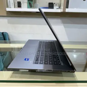Laptop HP ZBook Studio G8 16GB Intel Core i7 SSD 512GB