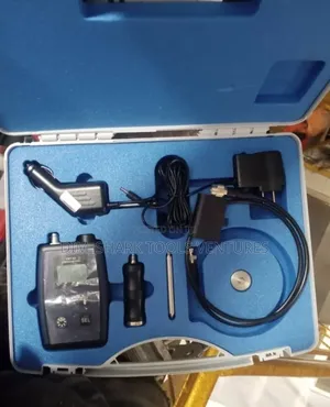 Hansford Sensors Hs-630 Portable Vibration and Temperature Meter Kit