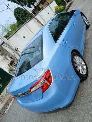 Toyota Camry 2012 Blue