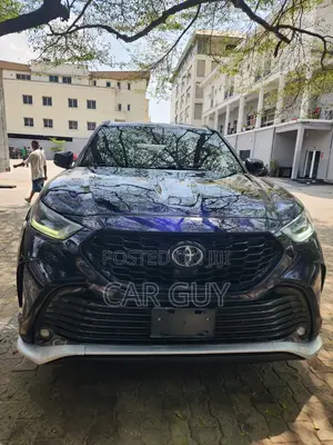 Toyota Highlander 2022 Blue