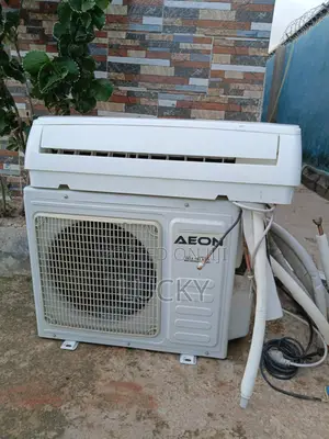 Aeon Air Conditioner Fairly Used 1hp Non Inverter With Kit