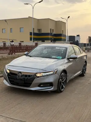 Honda Accord Sport (2.0L 4cyl Turbo 10A) 2019 Silver
