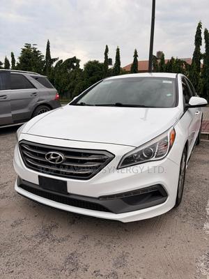 Hyundai Sonata Sport 4dr Sedan (2.4L 4cyl 6A) 2015 White